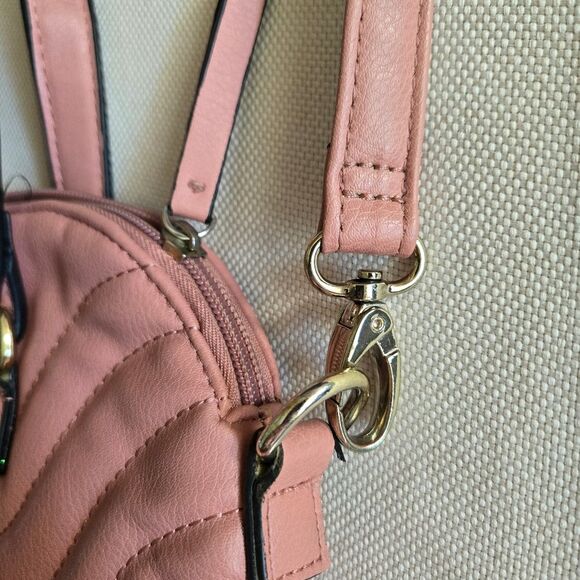 Nicole Miller Pink Purse Crossbody Wavy Front - Picture 14 of 16